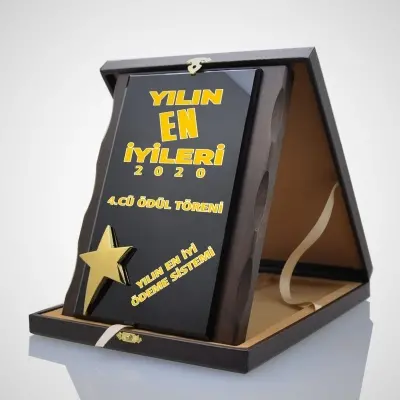 Yıldızlı Vip Ahşap Kristal Plaket