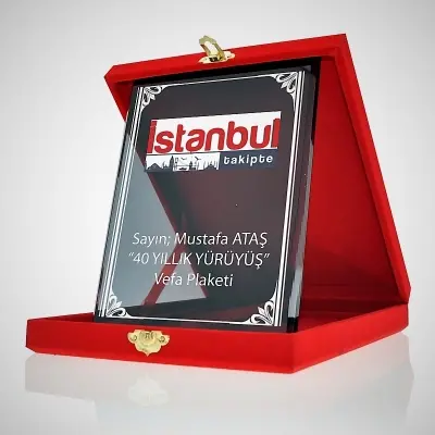 Kişiye Özel Füme Kadife Kutulu Kristal Plaket