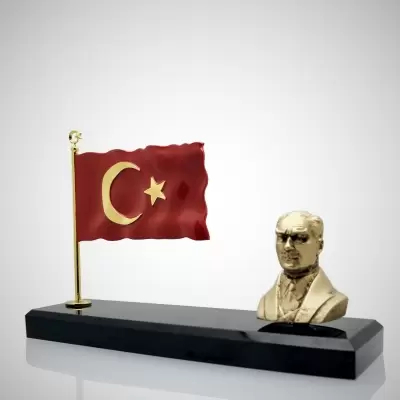 Metal Bayraklı Atatürk