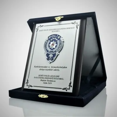 Polis Plaket