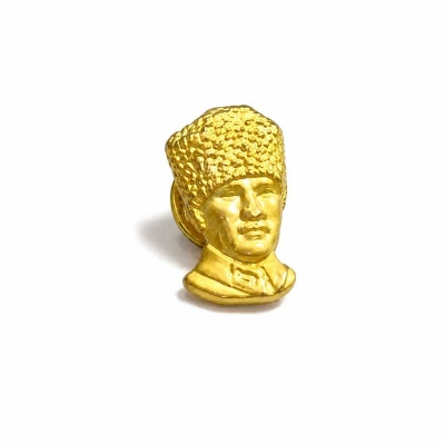 Atatürk Kalpaklı Rozet 