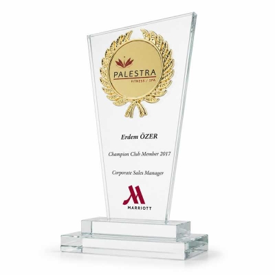 Çelenk Üçgen Fasetli Kristal Plaket