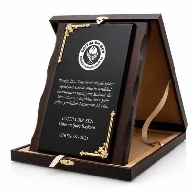 Deri Kutulu Cam Ahşap Plaket Üretimi
