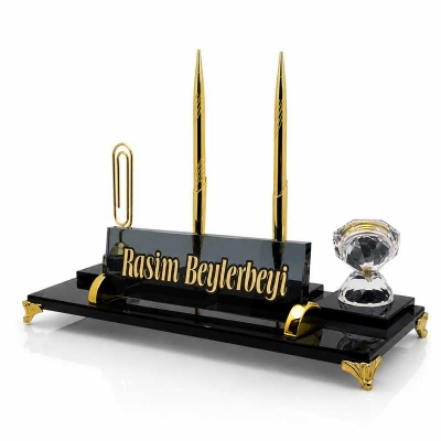 Füme Kristal Masa İsimliği