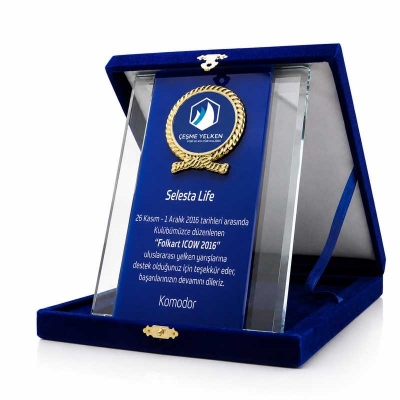 Kişiye Özel Kadife Kutulu Kristal Plaket