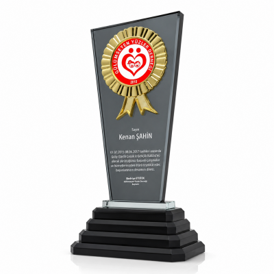 Merdiven Ayaklı Fasetli Füme Kristal Plaket