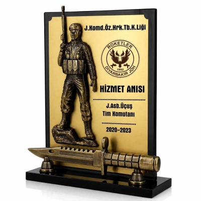 Metal Komando Asker Bıçaklı Plaket