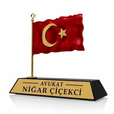 Bayraklı Kristal Masa İsimliği