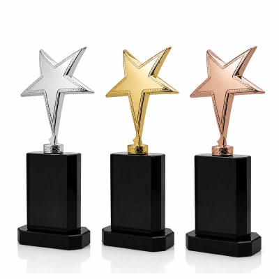Metal Yıldız  Ayaklı Plaket Örnekleri