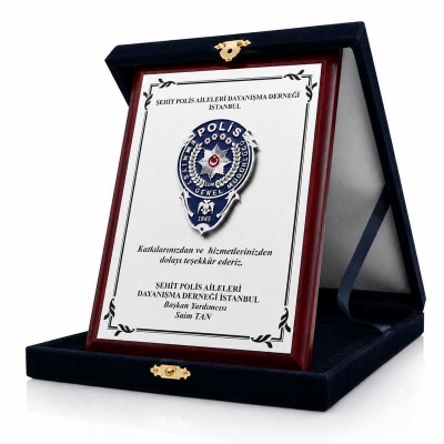 Polis Plaket