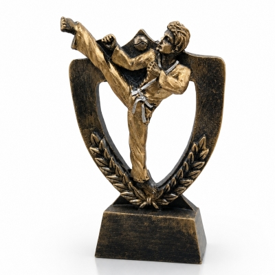 Taekwondo Figürlü Kupa
