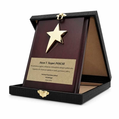 Yıldız Deri Kutulu Plaket