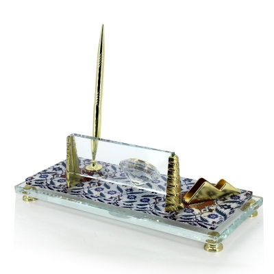 Çini Desenli Masa İsimliği